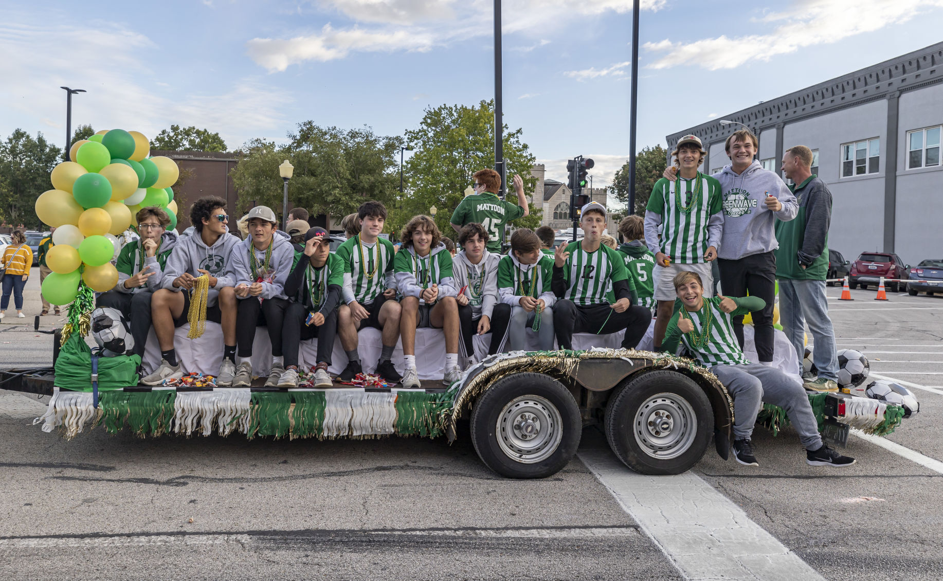 Mattoon homecoming parade 61 092221.JPG